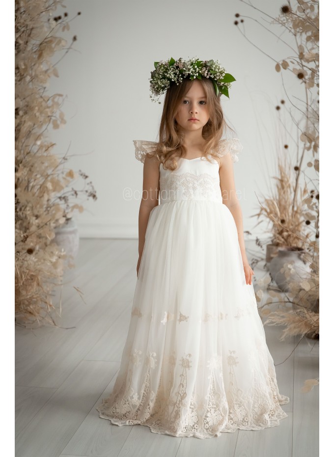 Charming Ivory Flower Girl Dress with Lace Details and Bow Accent